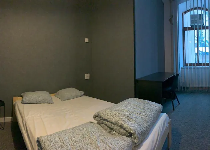 Budget King Room