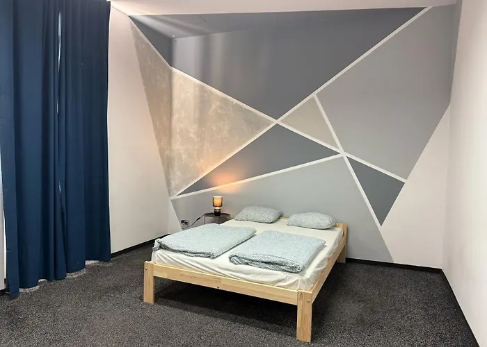Budget King Room